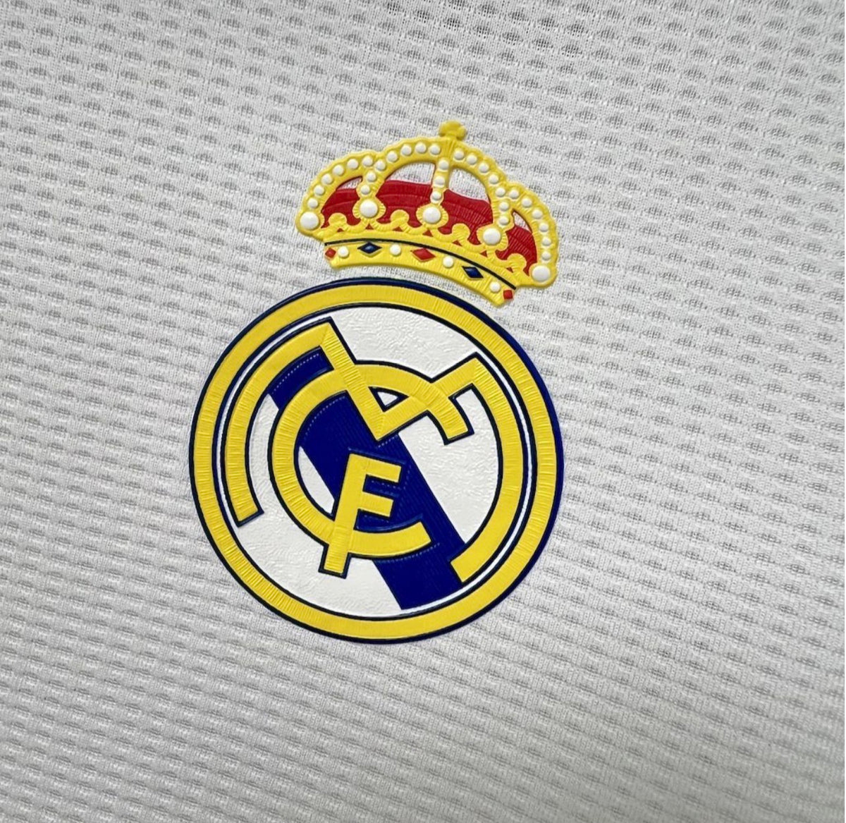 Real Madrid 2015/16 Retro Home Jersey