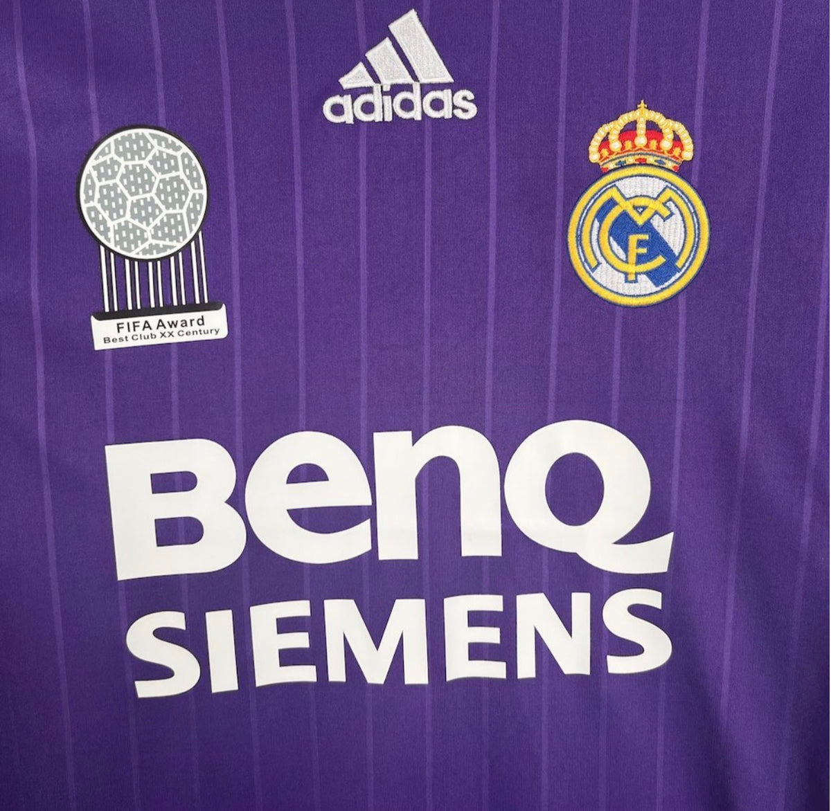 Troisième maillot rétro du Real Madrid 2006