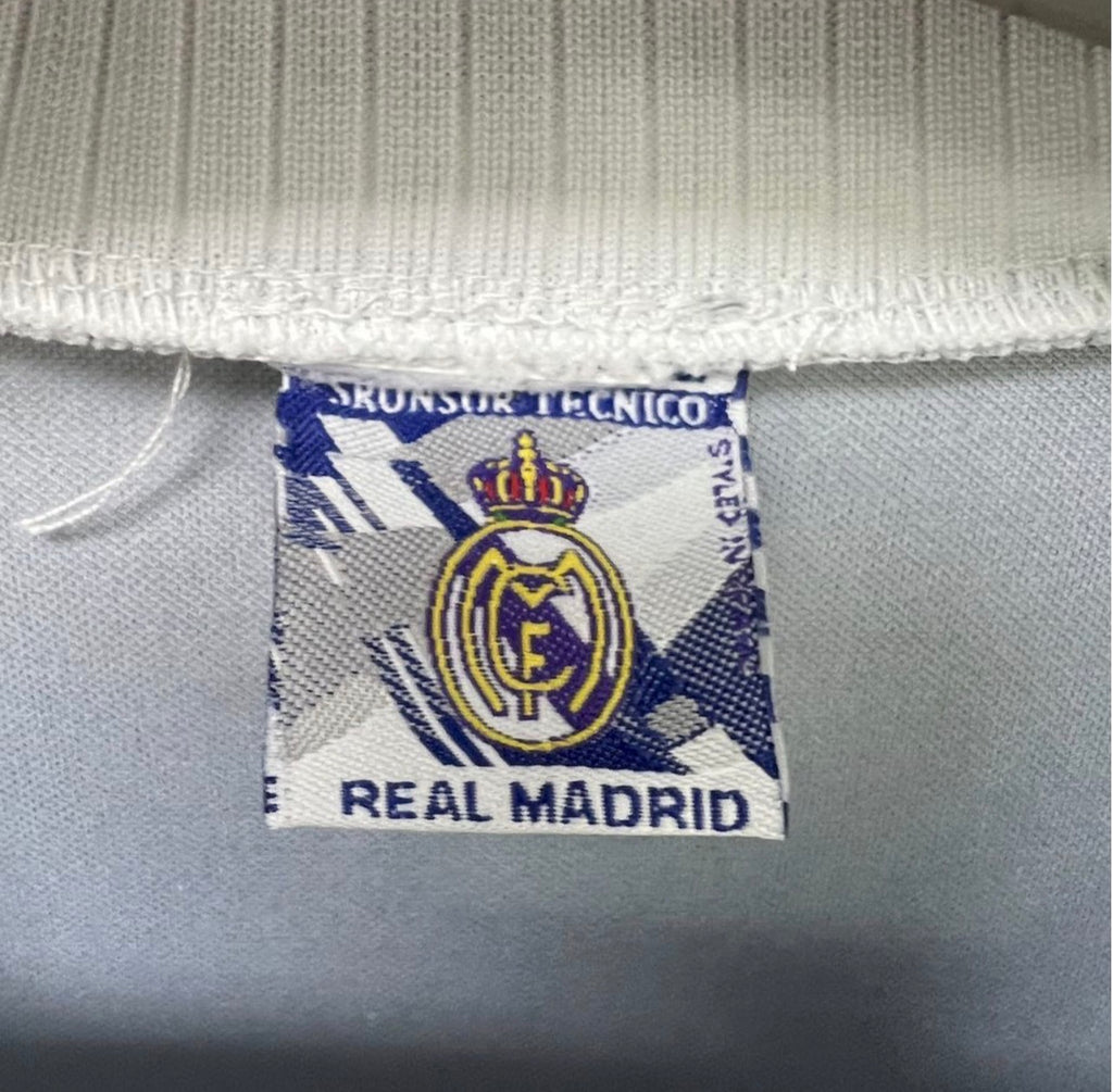 Maillot rétro extérieur du Real Madrid 1997/98