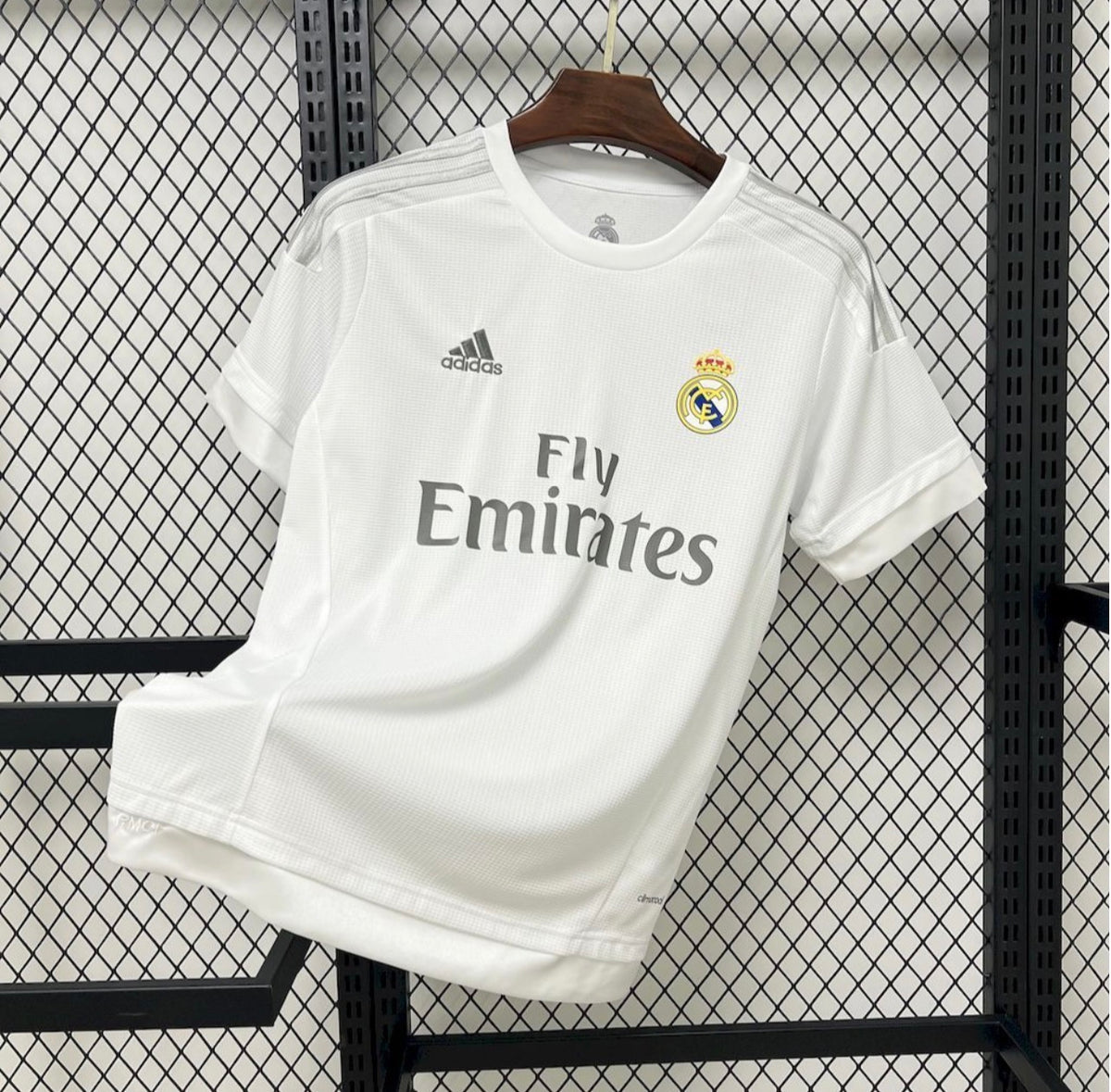 Real Madrid 2015/16 Retro Home Jersey
