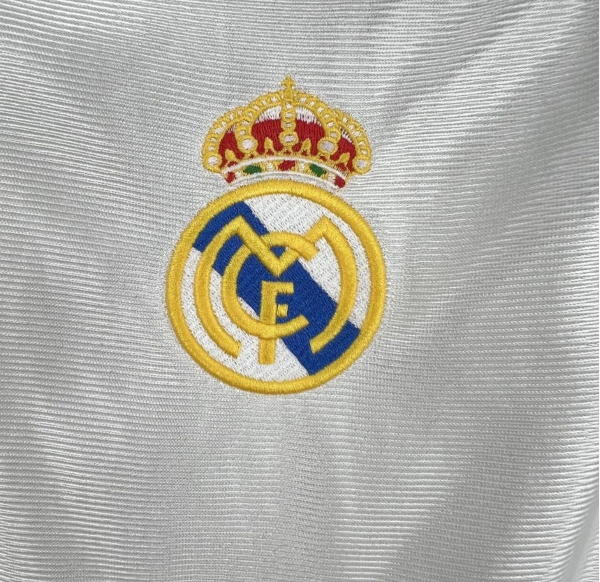 Real Madrid 1998/00 Home Retro Shirt