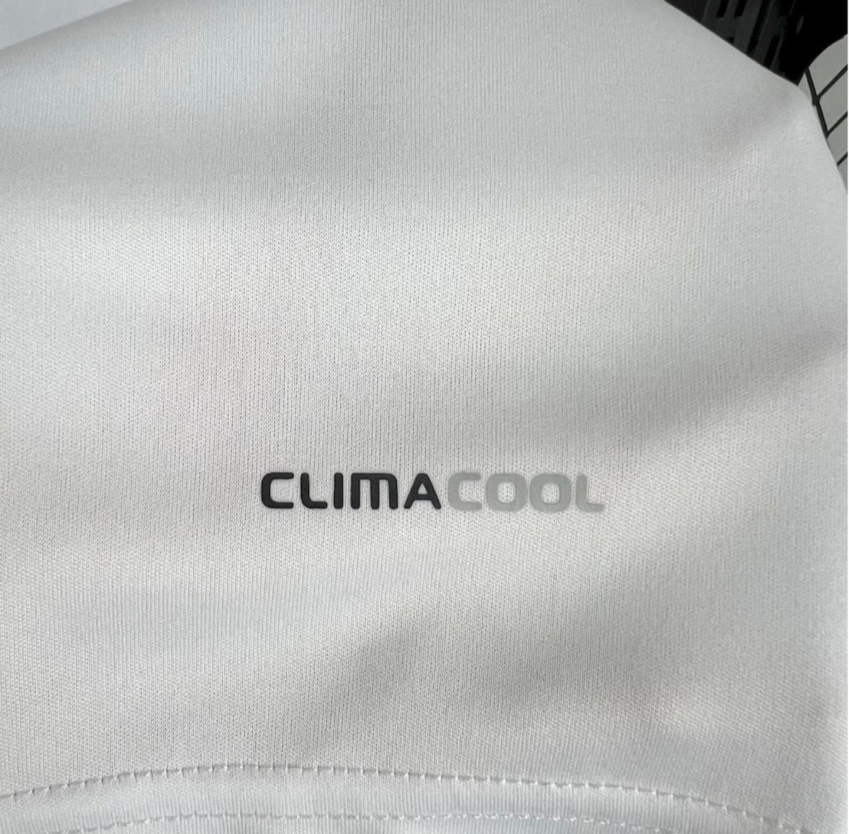Real Madrid 2009/10 Home Retro Jersey