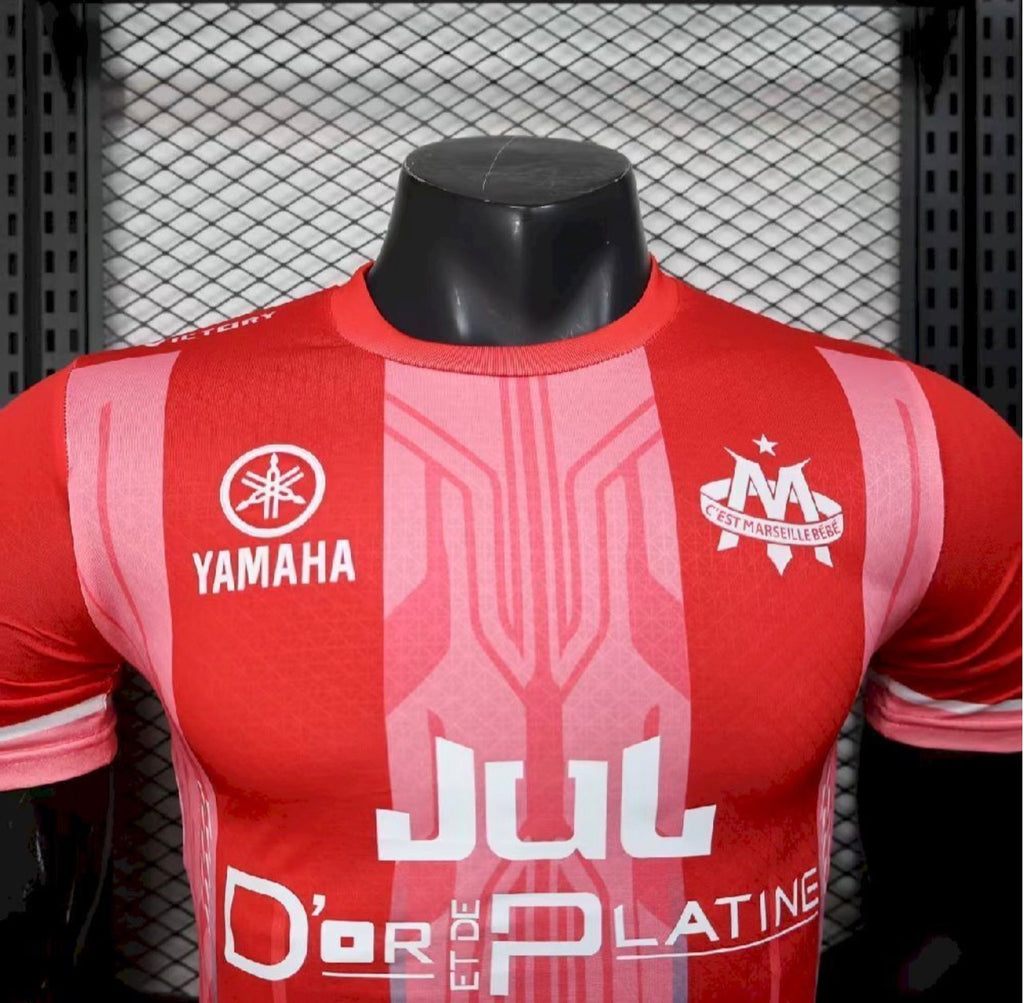 Maillot rouge homme de l’Olympique de Marseille 2025/26