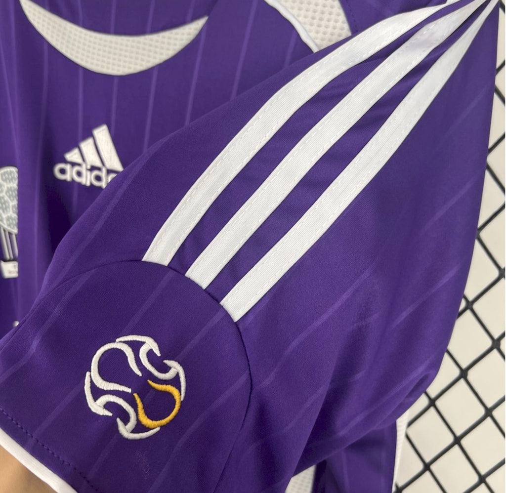 Troisième maillot rétro du Real Madrid 2006