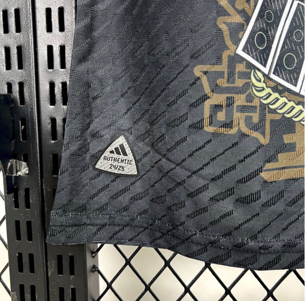Japon 2024-25 – Maillot édition spéciale Anime