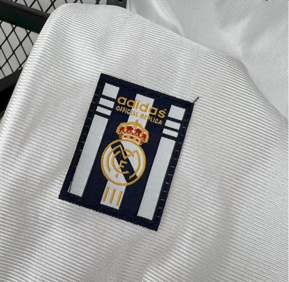 Real Madrid 1998/00 Home Retro Shirt